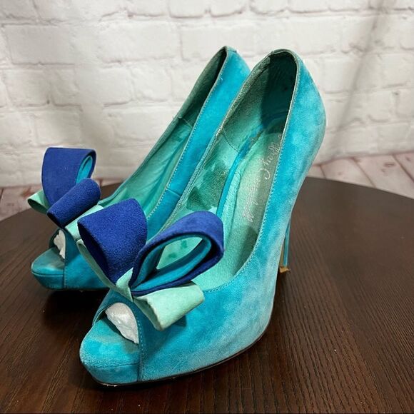 JEFFREY CAMPBELL blue suede heels.  Size 7 Vintage style GUC - Picture 10 of 11